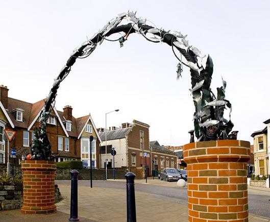 St George's Park, Great Yarmouth: Herring arch entrance by Nigel Barnett 